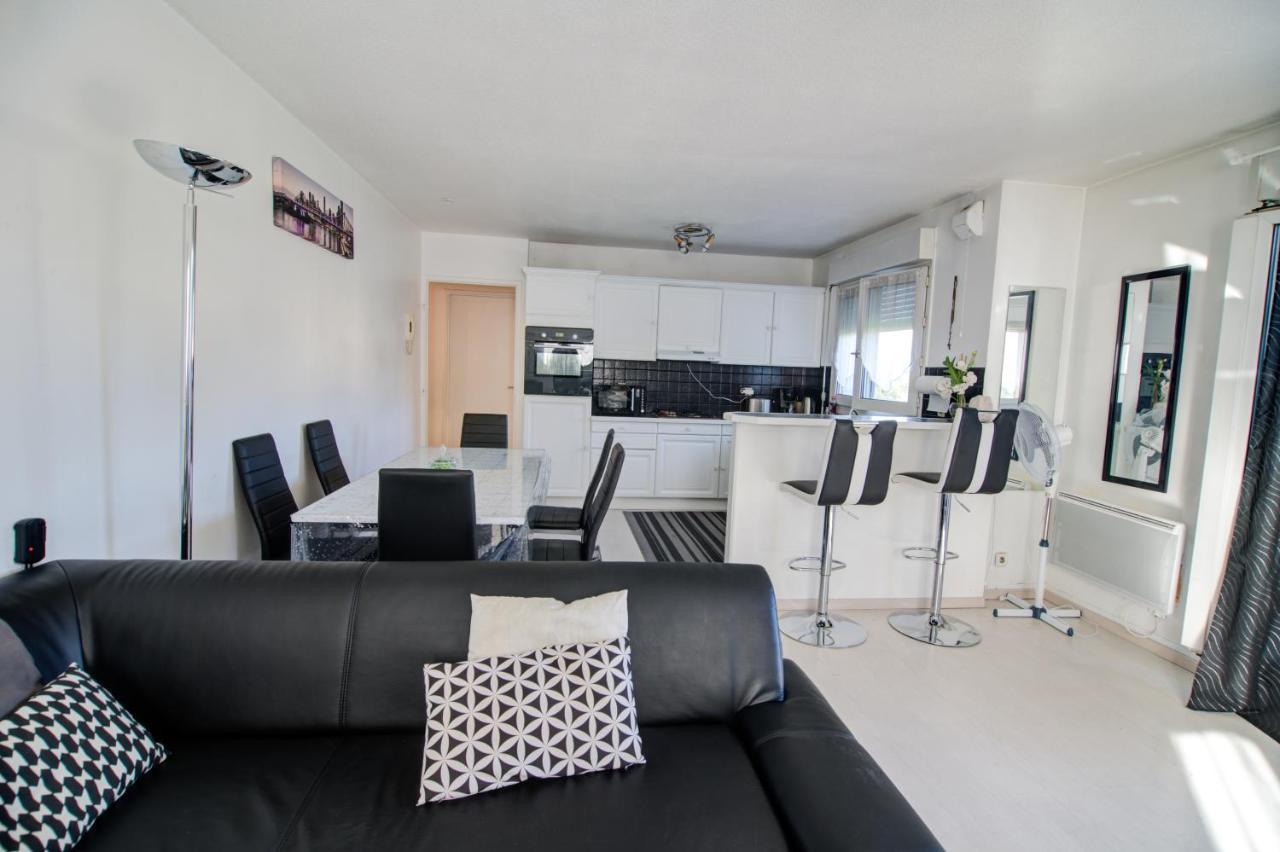 Design Apartment Near Geneva Etrembieres Экстерьер фото